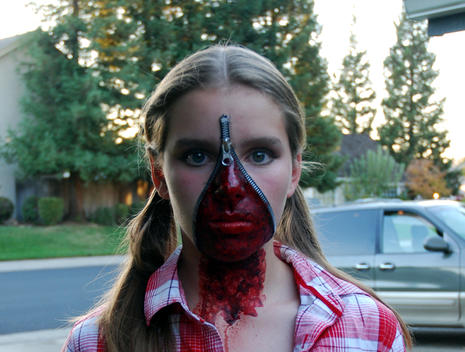 halloween zipper face